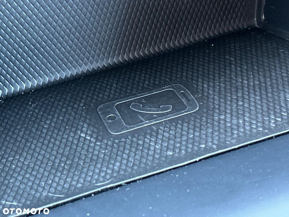 Volkswagen Golf VIII 1.5 TSI EVO Life - 25