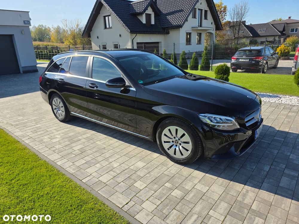 Mercedes-Benz C-Class 2019 photo 4