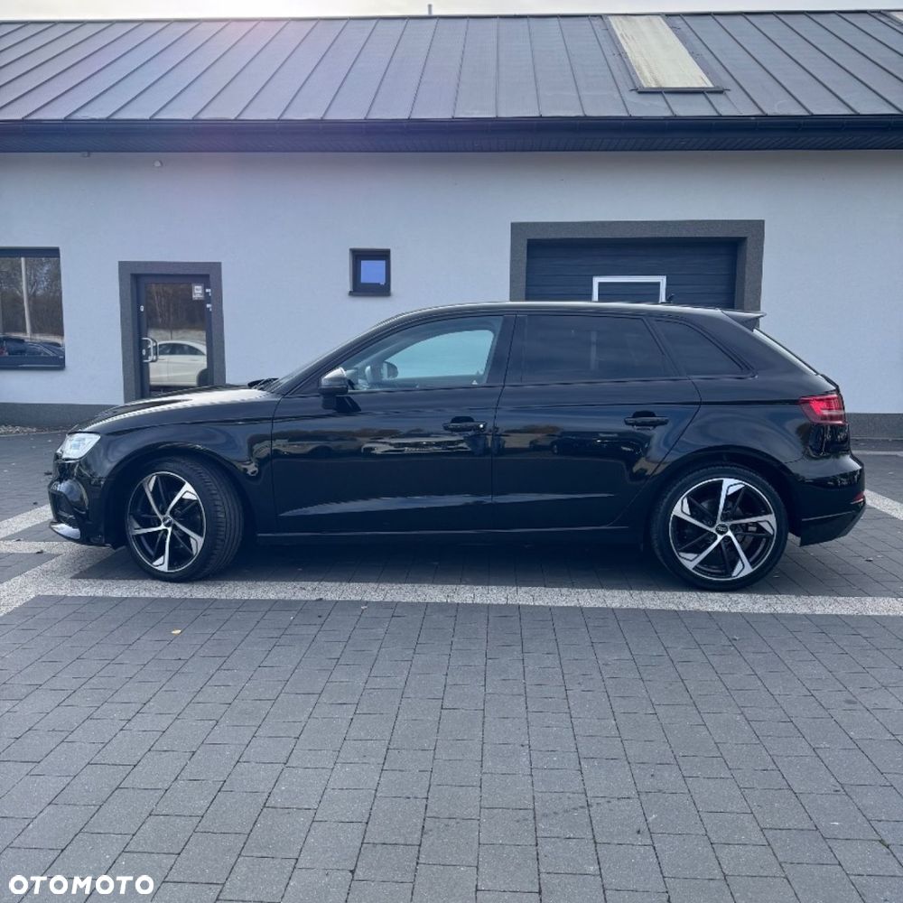 Audi A3 Sportback - 4