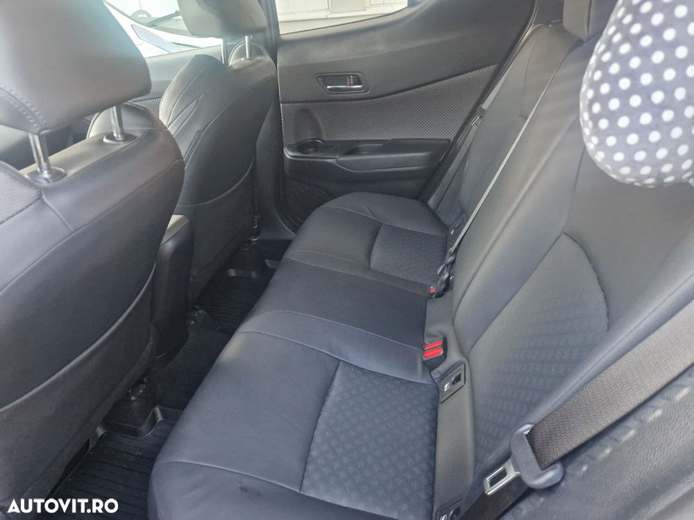 Toyota C-HR 2.0 HSD 184 CP 4x2 CVT C-lassy bi-tone - 2