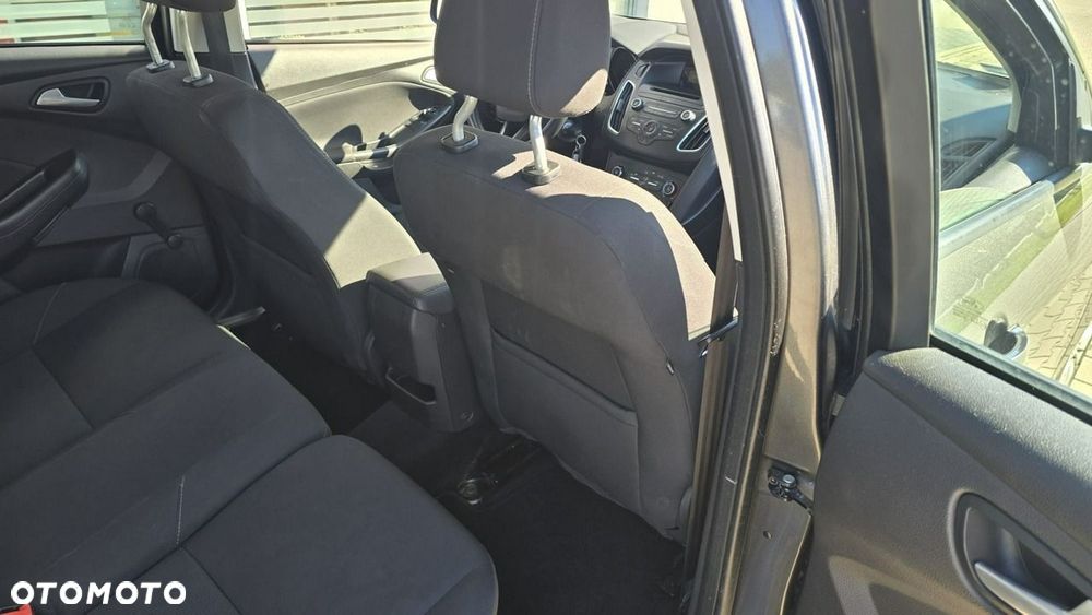 Ford Focus - 19