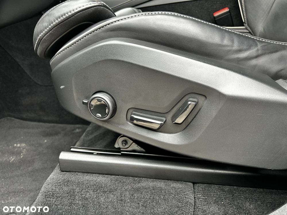 Volvo XC 90 - 19