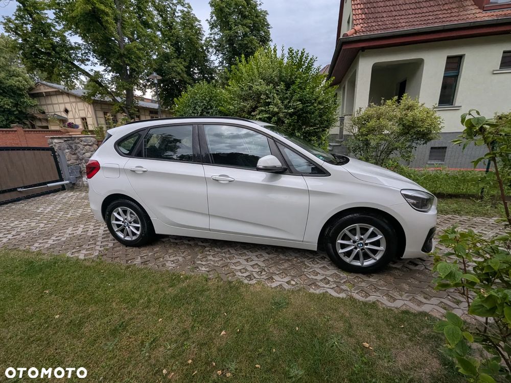 BMW Seria 2 216i - 3