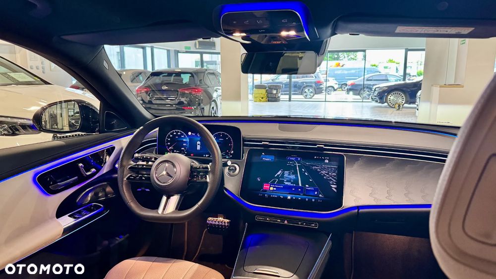 Mercedes-Benz Klasa E 220 d mHEV 4-Matic AMG 9G-Tronic - 16