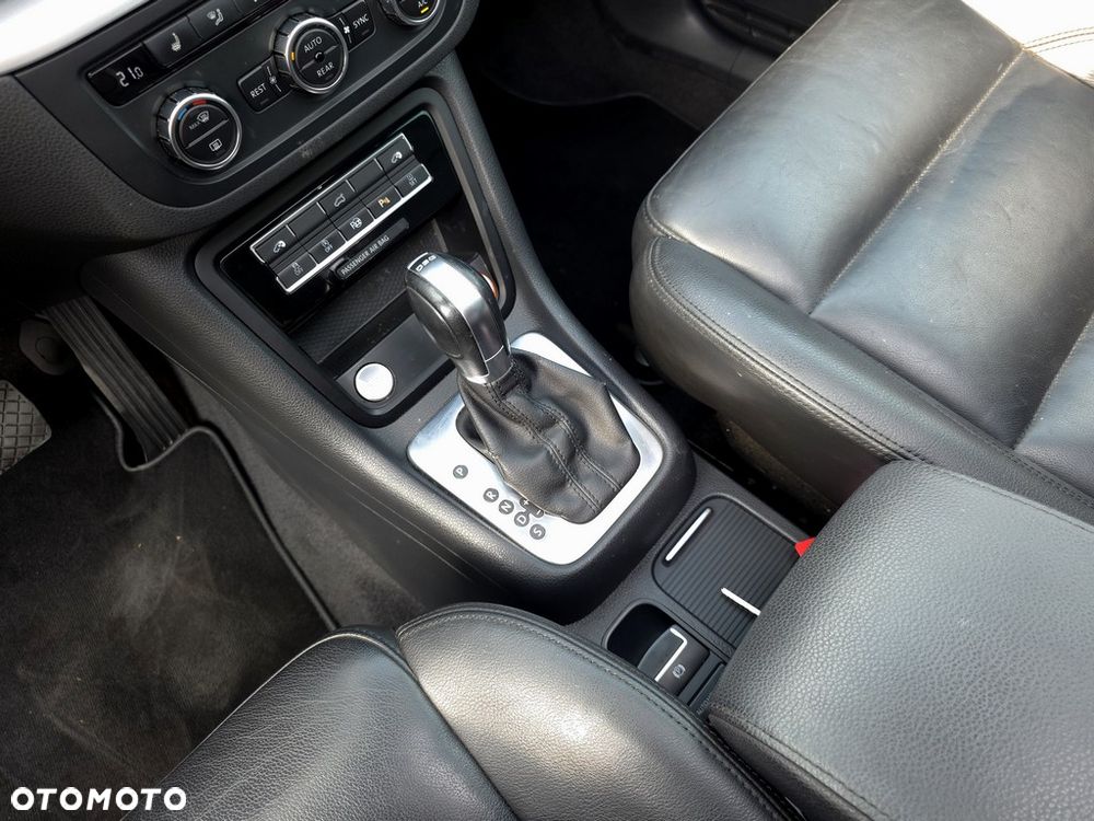 Volkswagen Sharan 2.0 TDI Highline DSG - 19