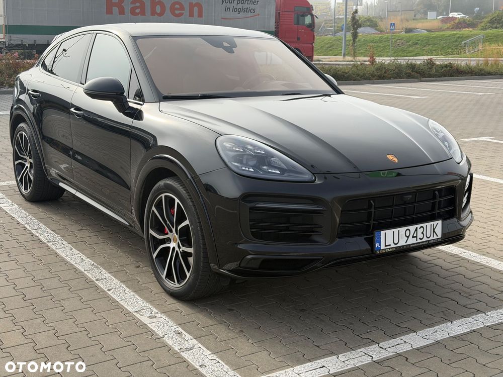 Porsche Cayenne GTS - 4