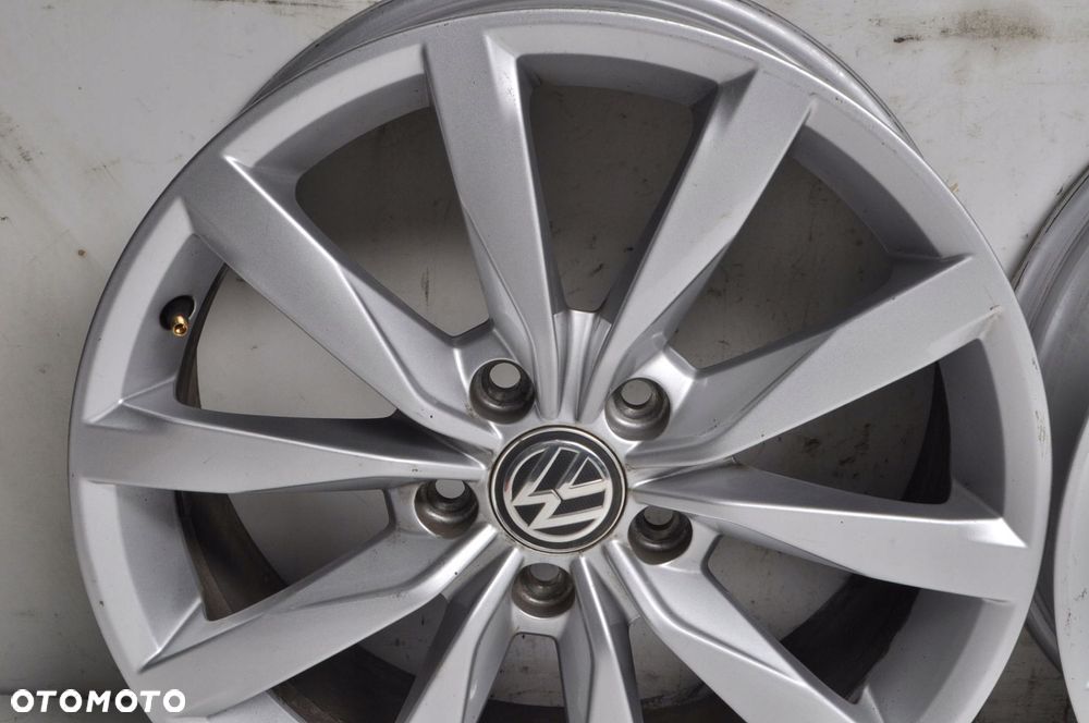 VOLKSWAGEN GOLF VII FELGI ALUMINIOWE R17" 7J 5X112 ET49 5G0601025BF - 12