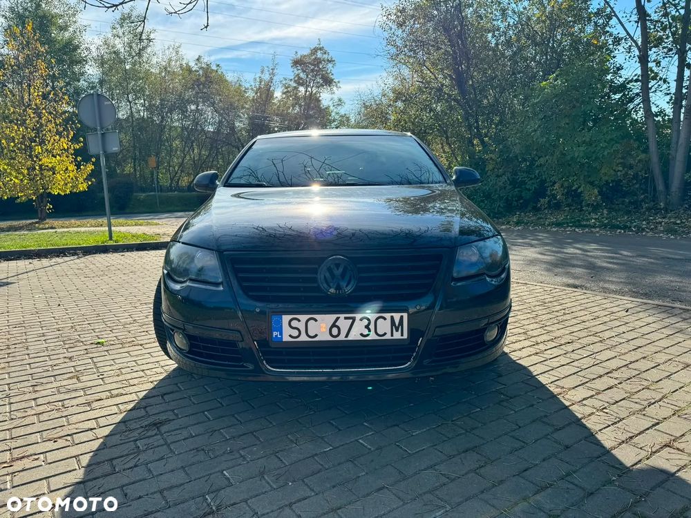Volkswagen Passat 2.0 TDI DPF Highline DSG - 1