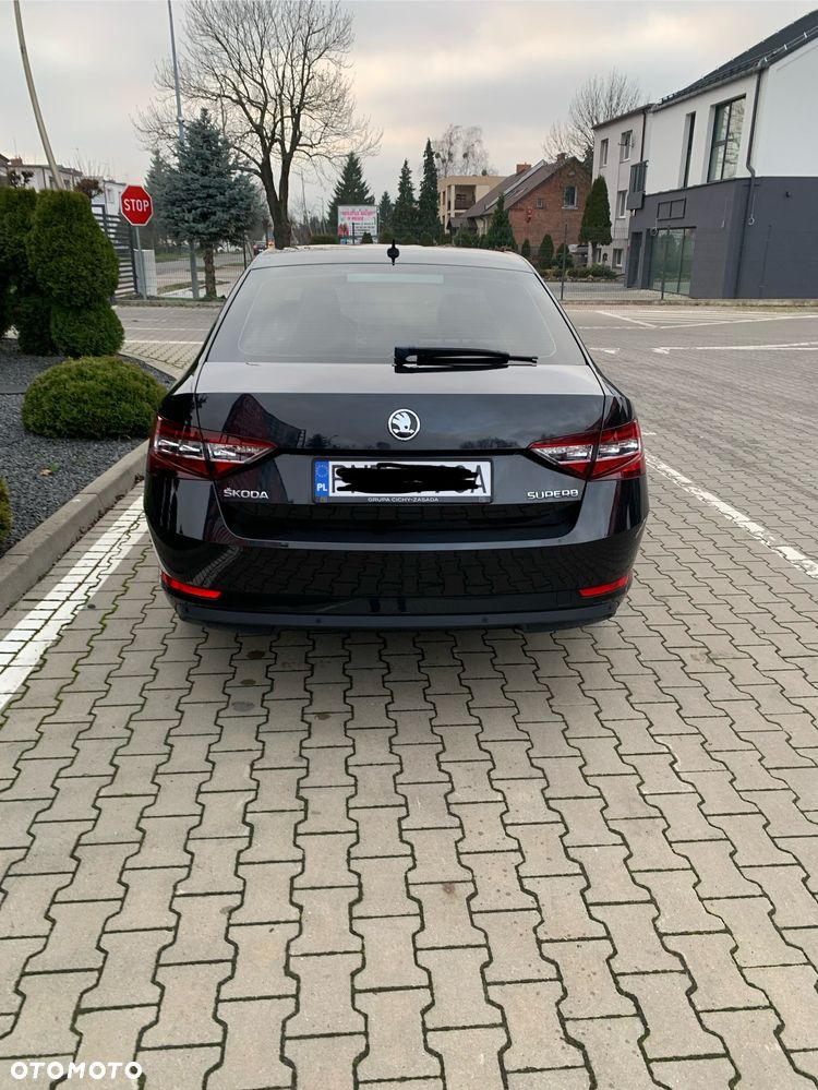 Skoda Superb 1.5 TSI Ambition - 4