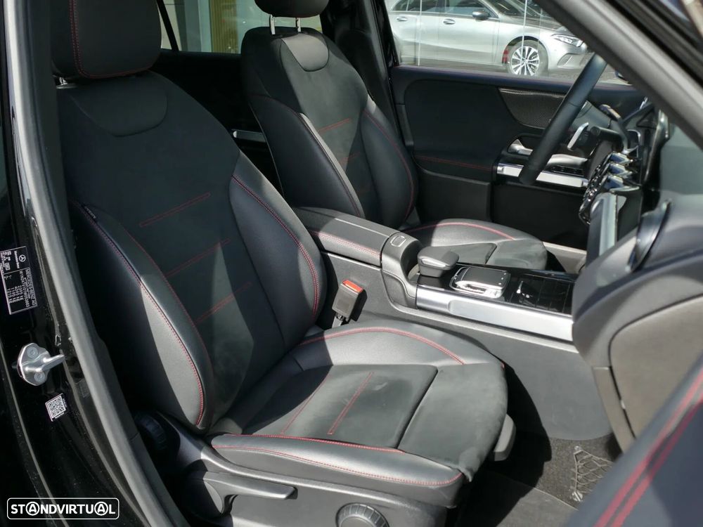 Mercedes-Benz GLB 180 d AMG Line - 30