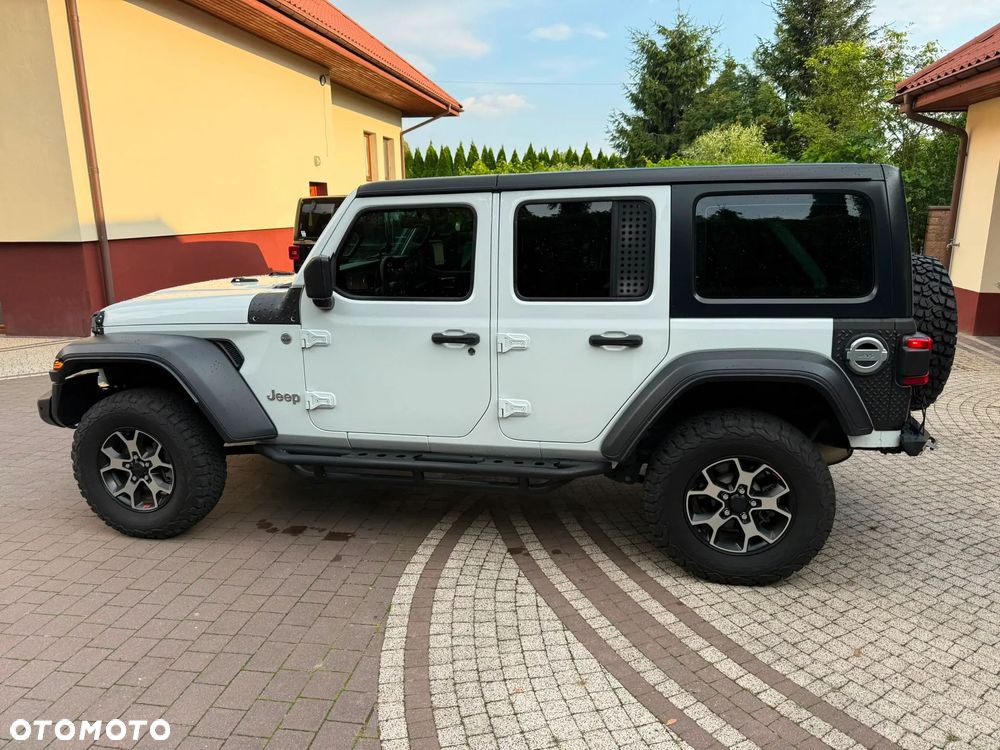 Jeep Wrangler - 10