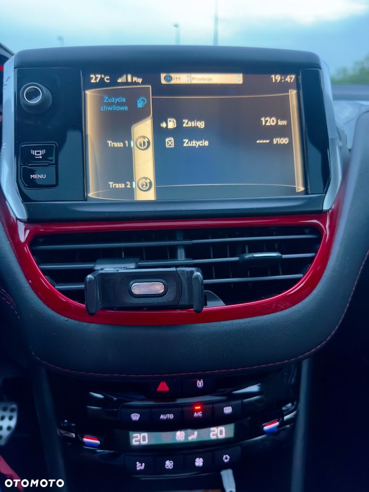 Peugeot 208 GTI 200 THP - 15