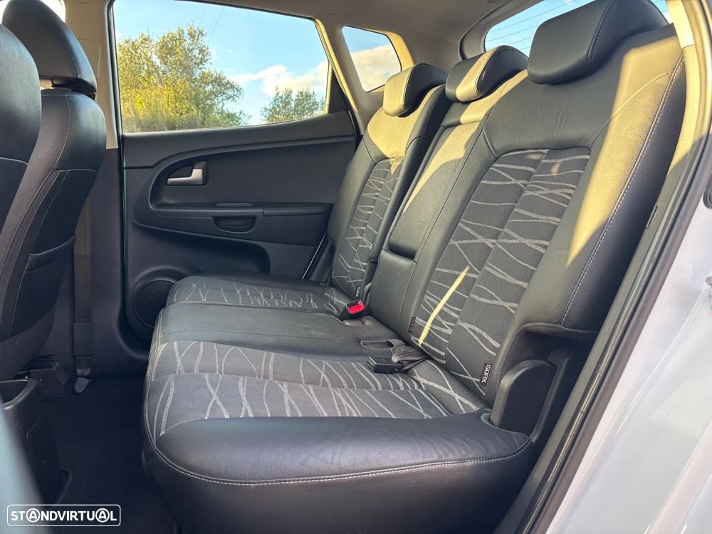 Kia Venga 1.4 CRDi TX ISG - 7