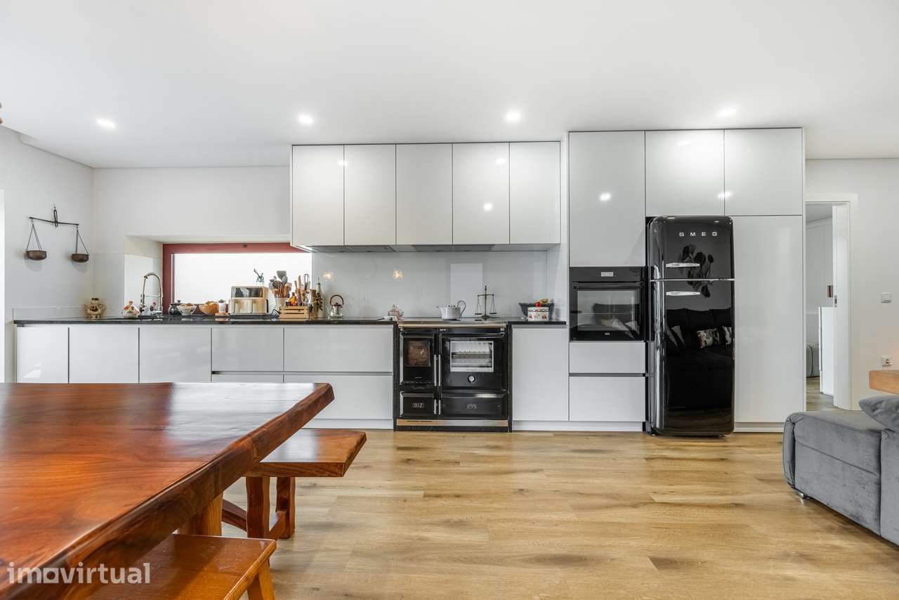 Moradia T2 totalmente renovada em Sobradelo da Goma – Póvoa de Lanhoso - Grande imagem: 2/28