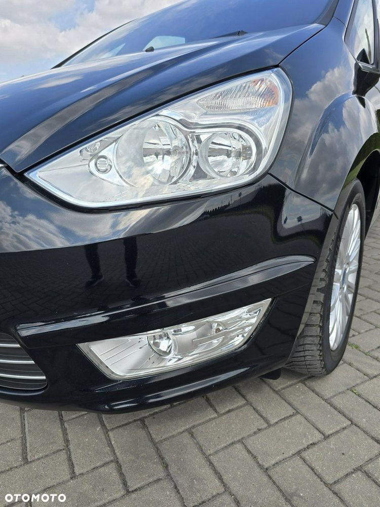 Ford Galaxy - 8