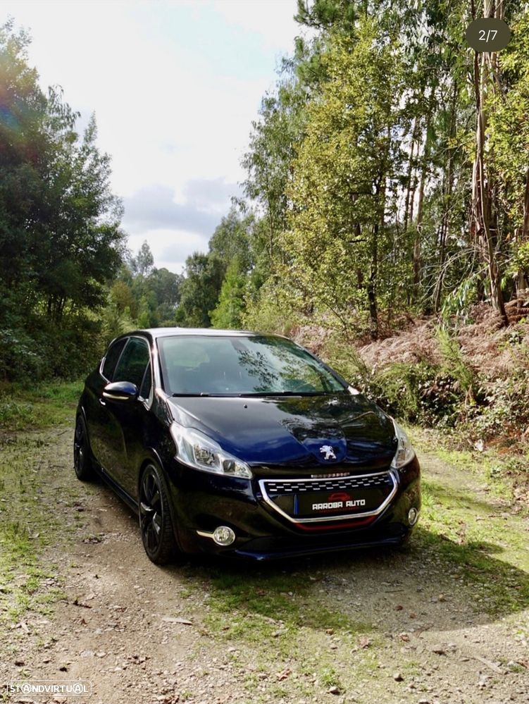 Peugeot 208 GTI 200 THP - 1