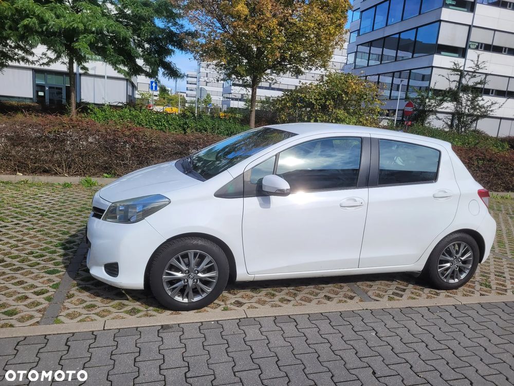 Toyota Yaris 1.0 Active - 12