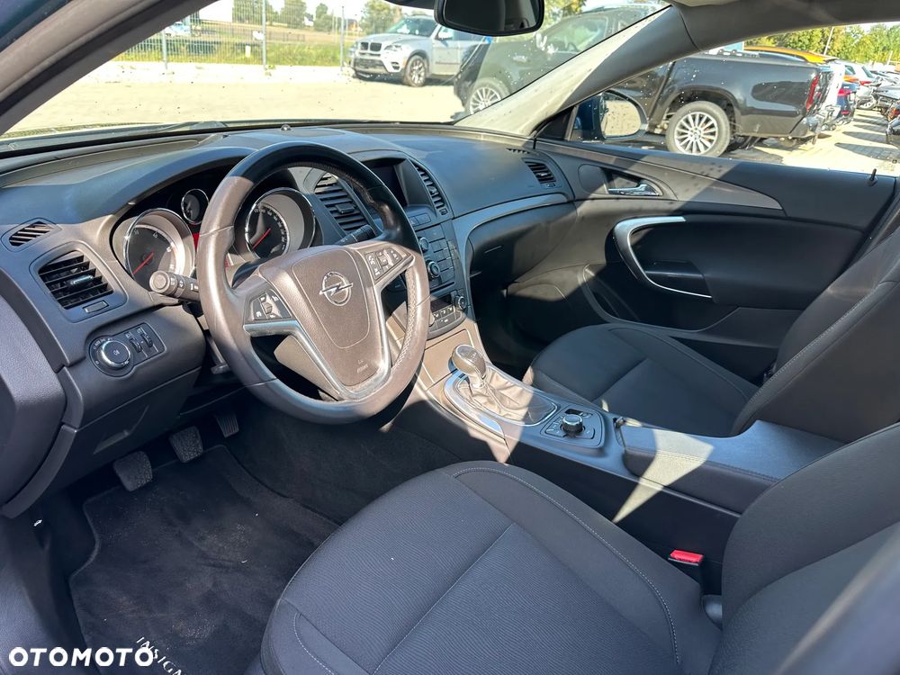 Opel Insignia - 10