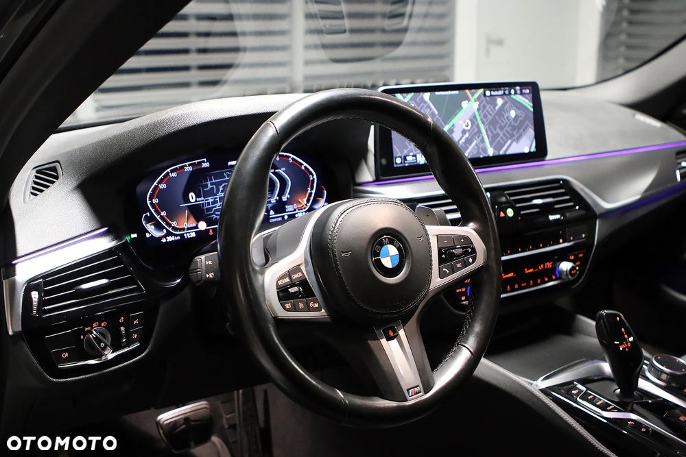 BMW Seria 5 540i xDrive M Sport sport - 23