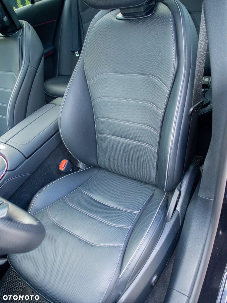 Mercedes-Benz Klasa E 220 d mHEV 4-Matic AMG 9G-Tronic - 20
