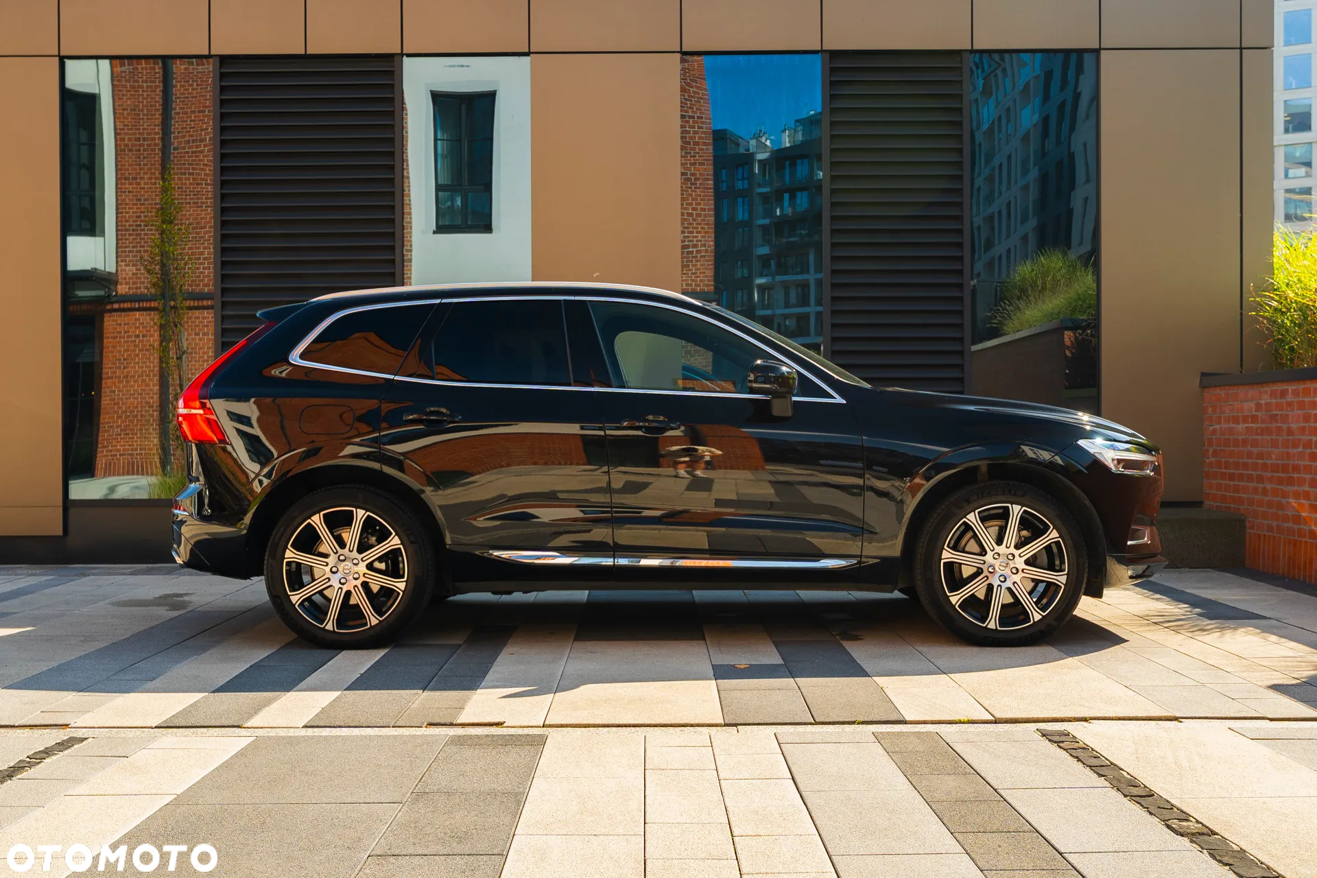 Volvo XC 60 B4 D AWD Inscription - 24