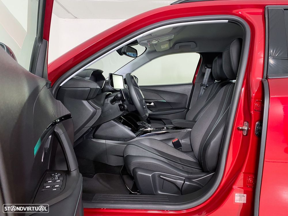 Peugeot 2008 1.2 PureTech Allure Pack EAT8 - 9