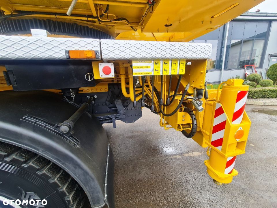 Mercedes-Benz 4X4 - 24