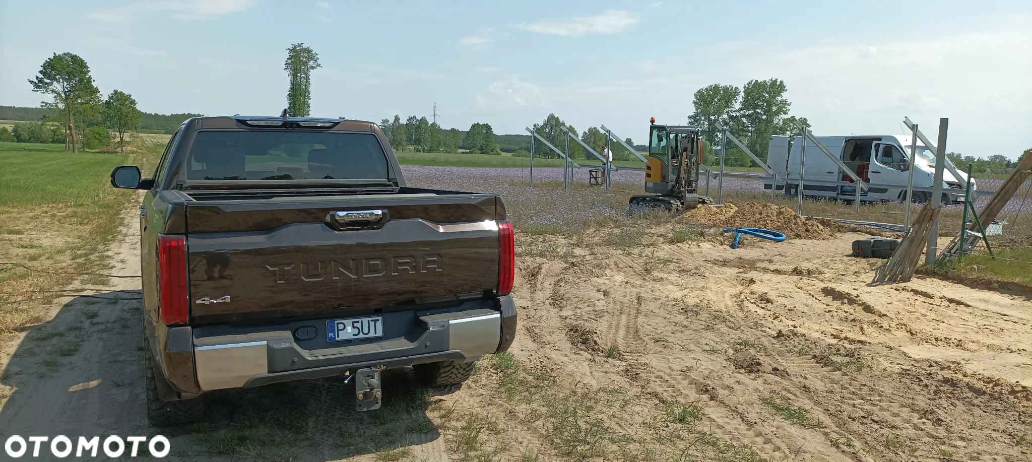 Toyota Tundra - 4