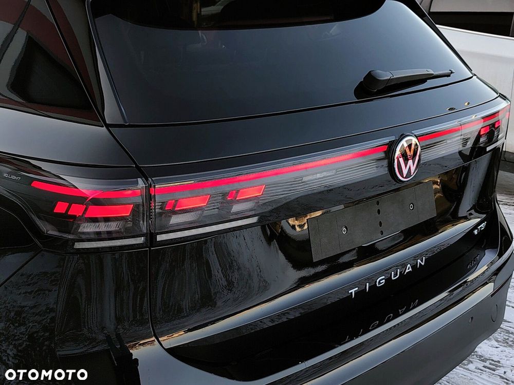 Volkswagen Tiguan - 8