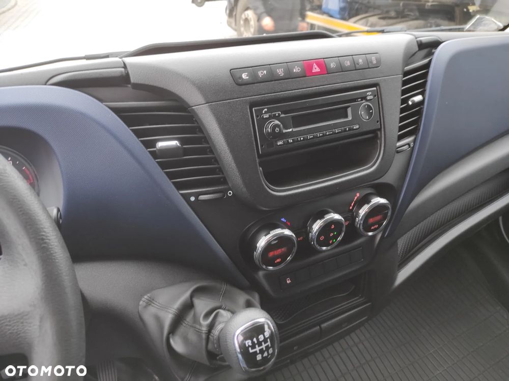 Iveco DAILY 35S15 - 18