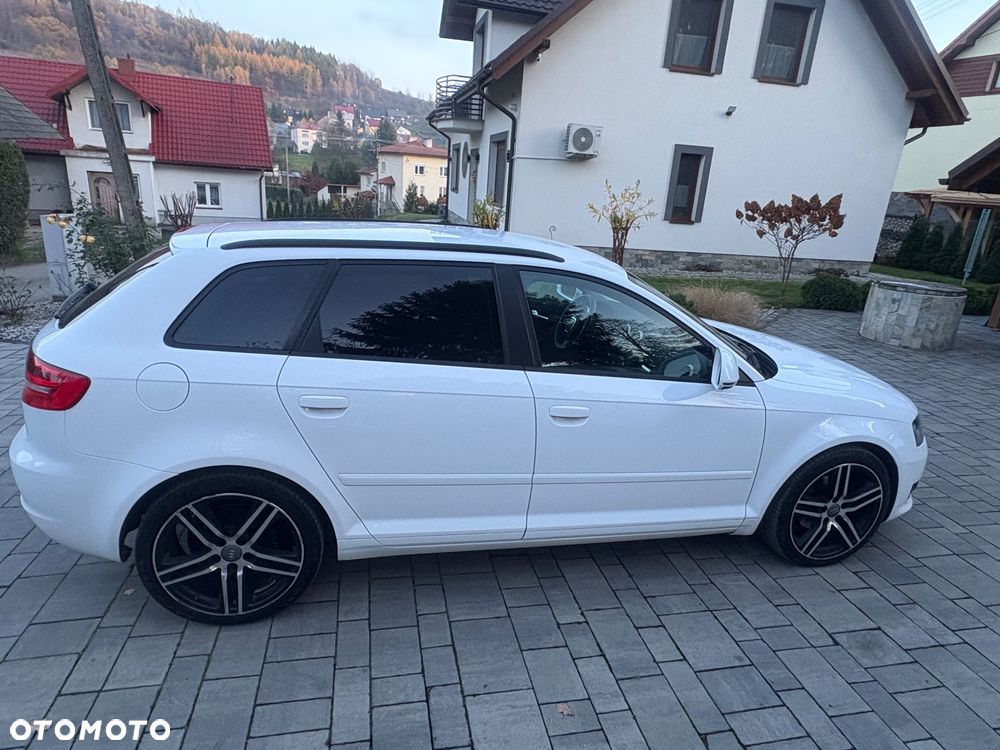 Audi A3 Sportback - 10