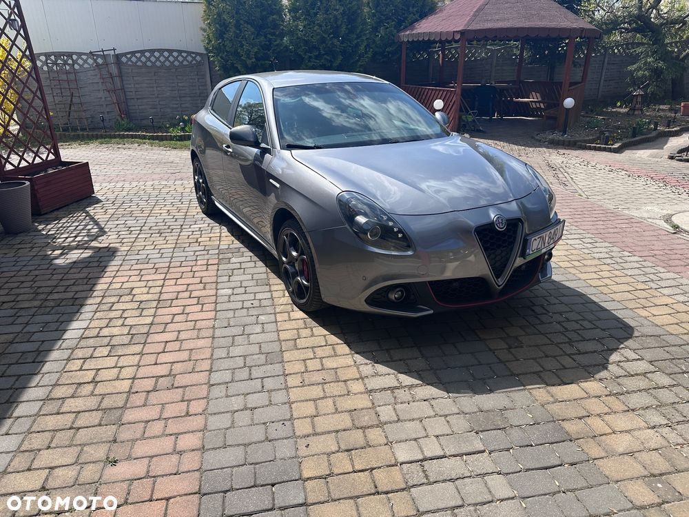 Alfa Romeo Giulietta 1.6 JTDM - 16