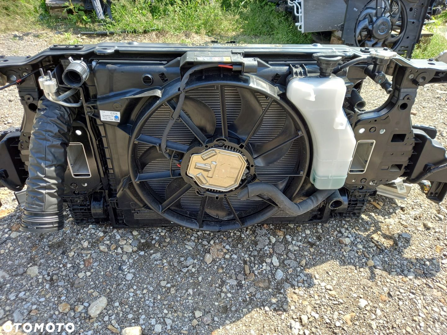 HYUNDAI GENESIS PAS PRZEDNI G80 2,5 - 2