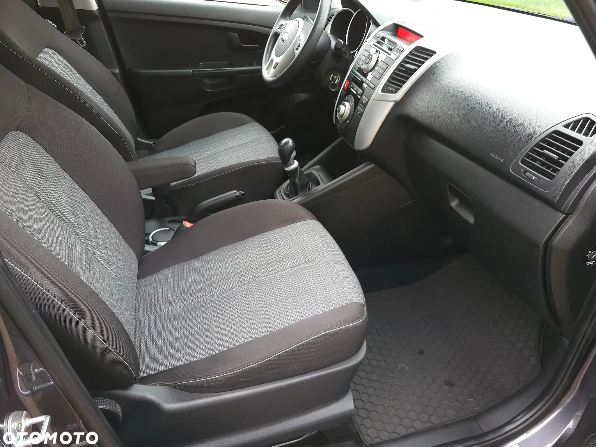 Kia Venga 1.6 CVVT Edition 7 - 19