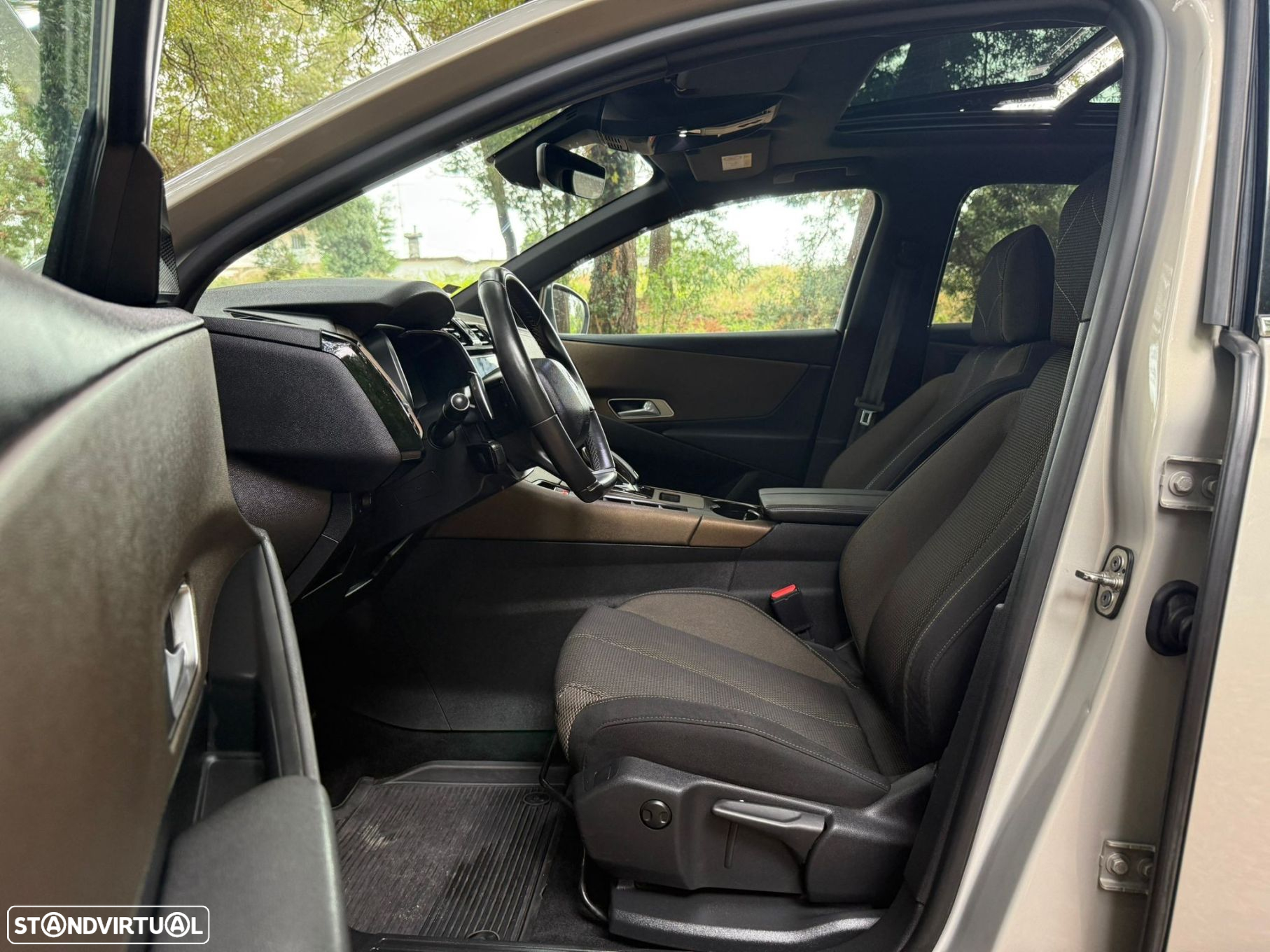DS DS7 Crossback 1.5 BlueHDi Grand Chic EAT8 - 27