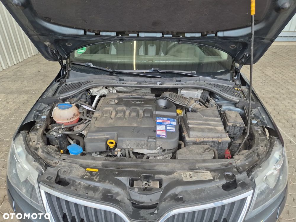 Skoda RAPID 1.6 TDI DPF Active - 10