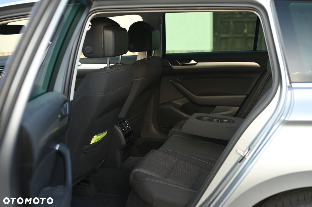 Volkswagen Passat 2.0 TDI BMT Comfortline DSG7 - 33