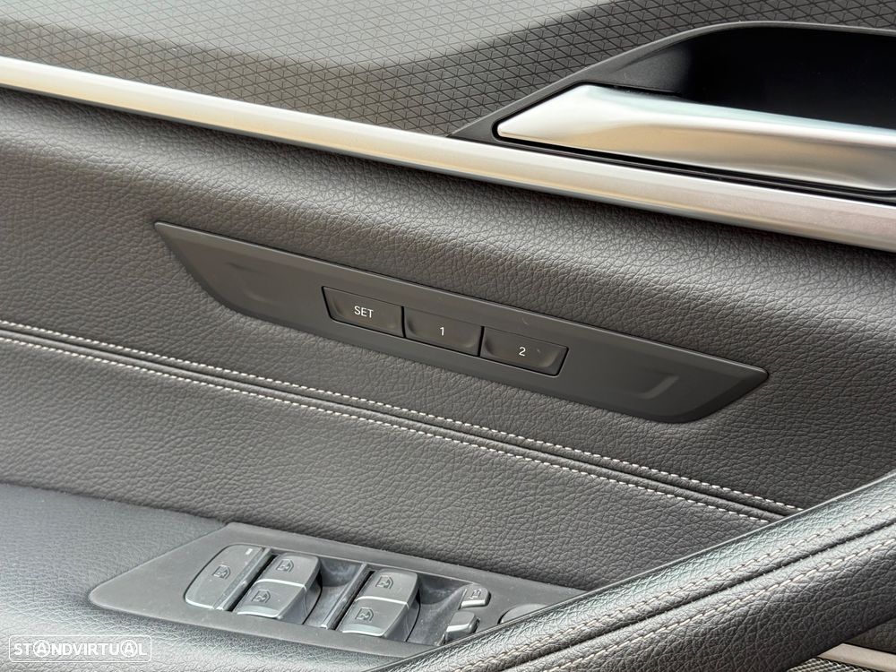 BMW 530 e Pack M - 8