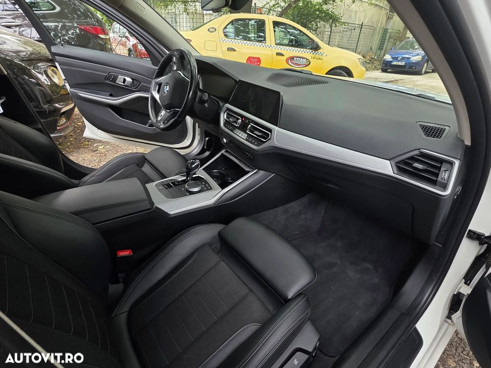 BMW Seria 3 320d xDrive AT MHEV - 3