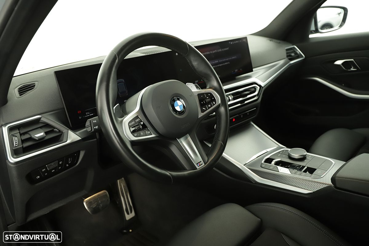 BMW 320 d Touring Pack Desportivo M Auto - 11