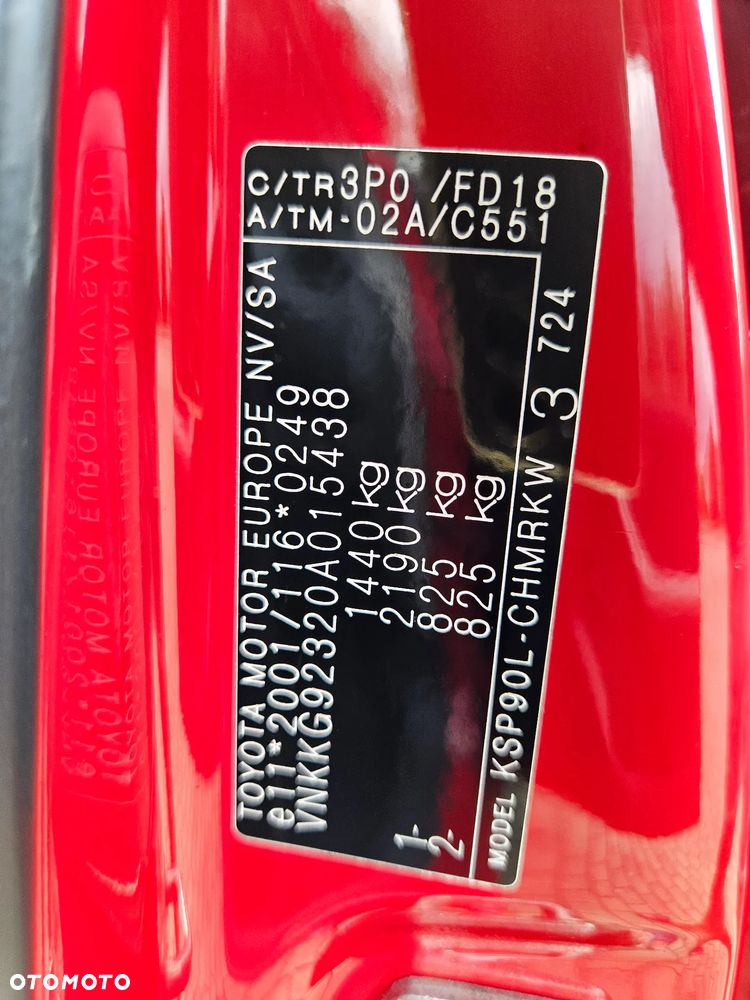 Toyota Yaris 1.0 Terra - 37