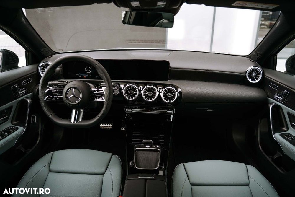 Mercedes-Benz A - 13