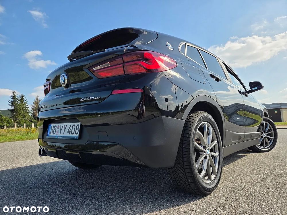 BMW X2 xDrive25e Edition M Mesh - 2