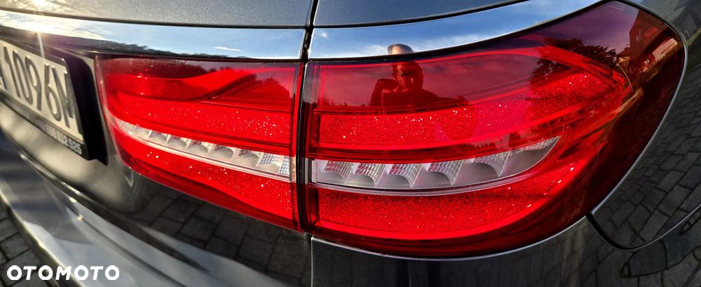 Mercedes-Benz Klasa E 220 d 9G-TRONIC - 18