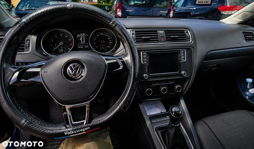 Volkswagen Jetta 1.2 TSI BMT Comfortline - 5