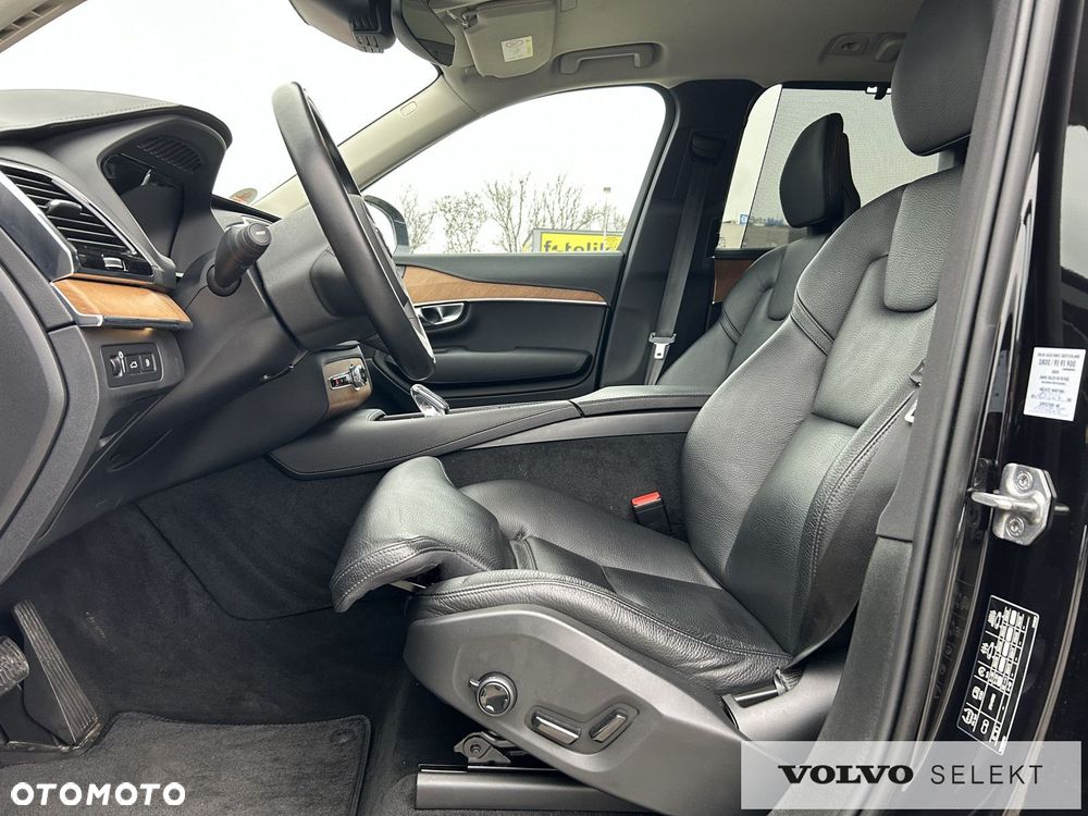 Volvo XC 90 - 10
