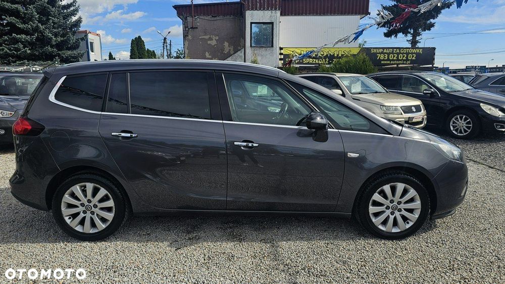 Opel Zafira - 16