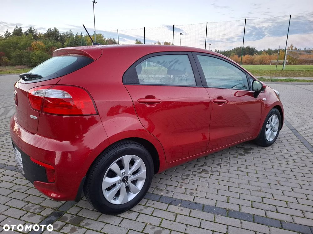 Kia Rio 1.2 Business Line - 8