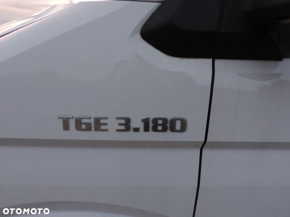 Volkswagen Crafter - 26