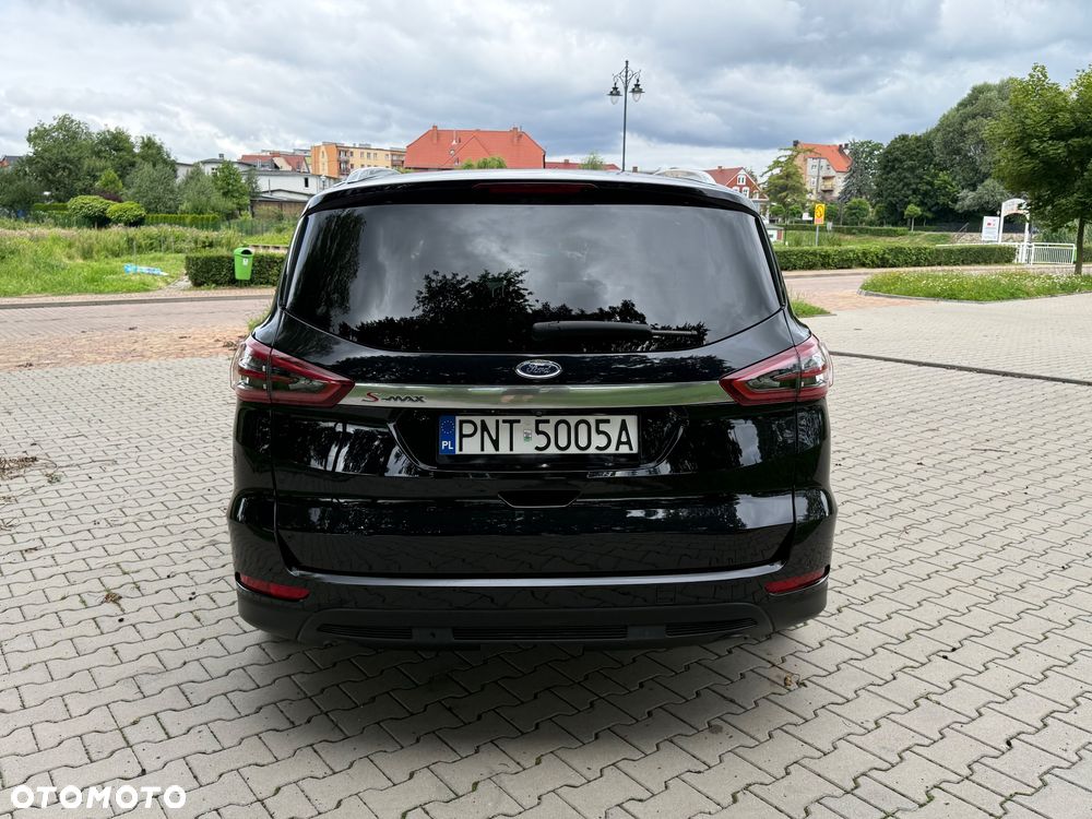 Ford S-Max 2.0 TDCi Titanium PowerShift - 6